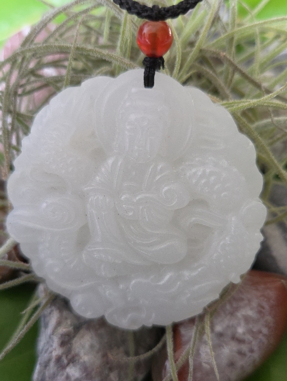 Chinese Hotan White Jade Guayin Pendant Necklace. NWT. Unisex.